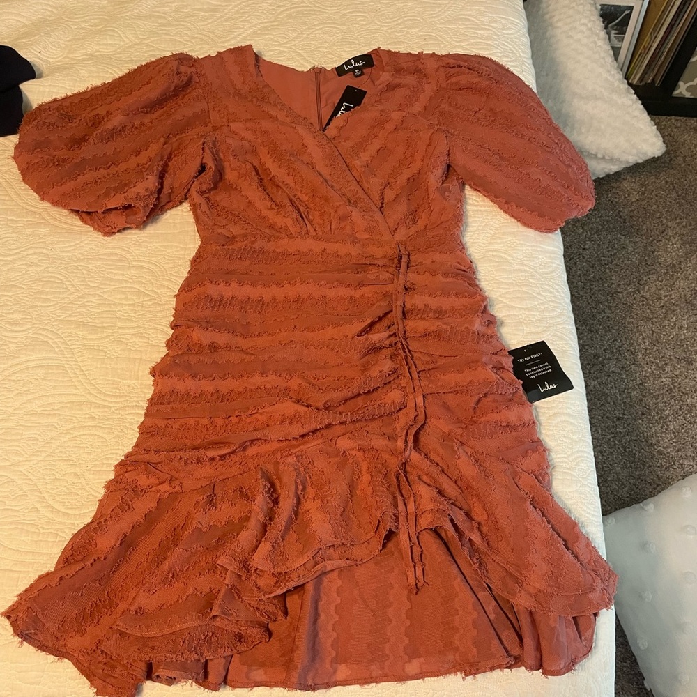 Lulus NWT dress